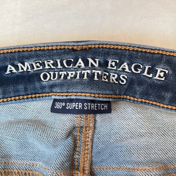 American Eagle 360 Super Stretch Jeggings Size 4. EUC. - Picture 2 of 7
